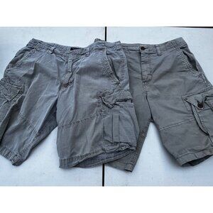 American eagle gray Classic cargo bundle pair of shorts sz 34